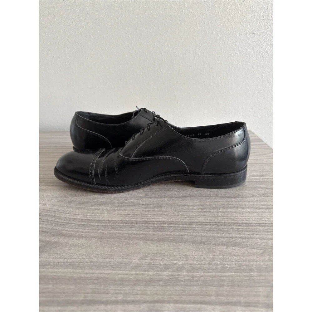 Florsheim Imperial Wing Tip‎ Dress Shoes Black Leather Men’s Size 11 Vintage